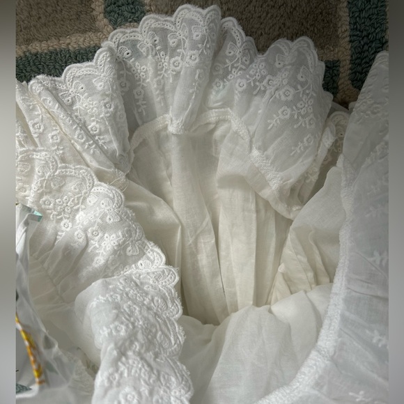 Girls Size 3T Serendipity Ruffle Dress, NWT, Yellow Roses/Blue Polka Dots - Picture 12 of 12